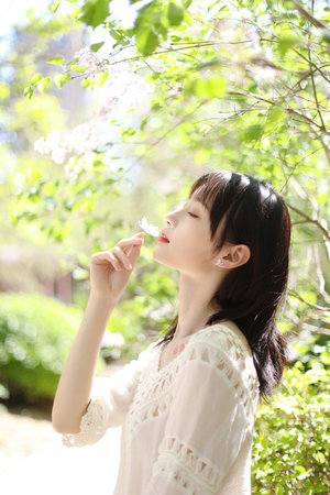 绿衣