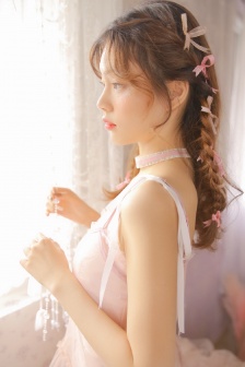 1路走来的女人