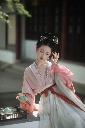 开局就给神兽送外卖